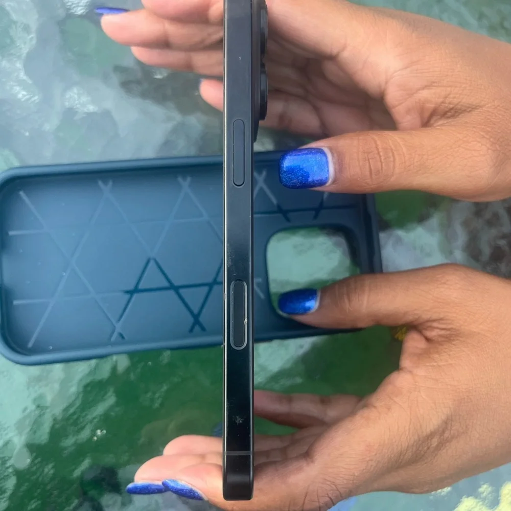 iPhone 16 pro 128
